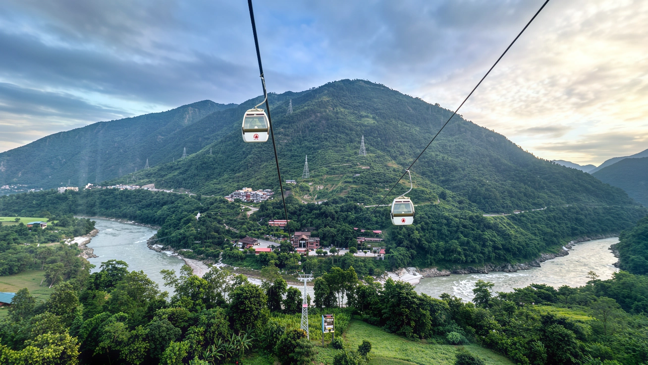 Panoramic Himalayan views from Manakamana